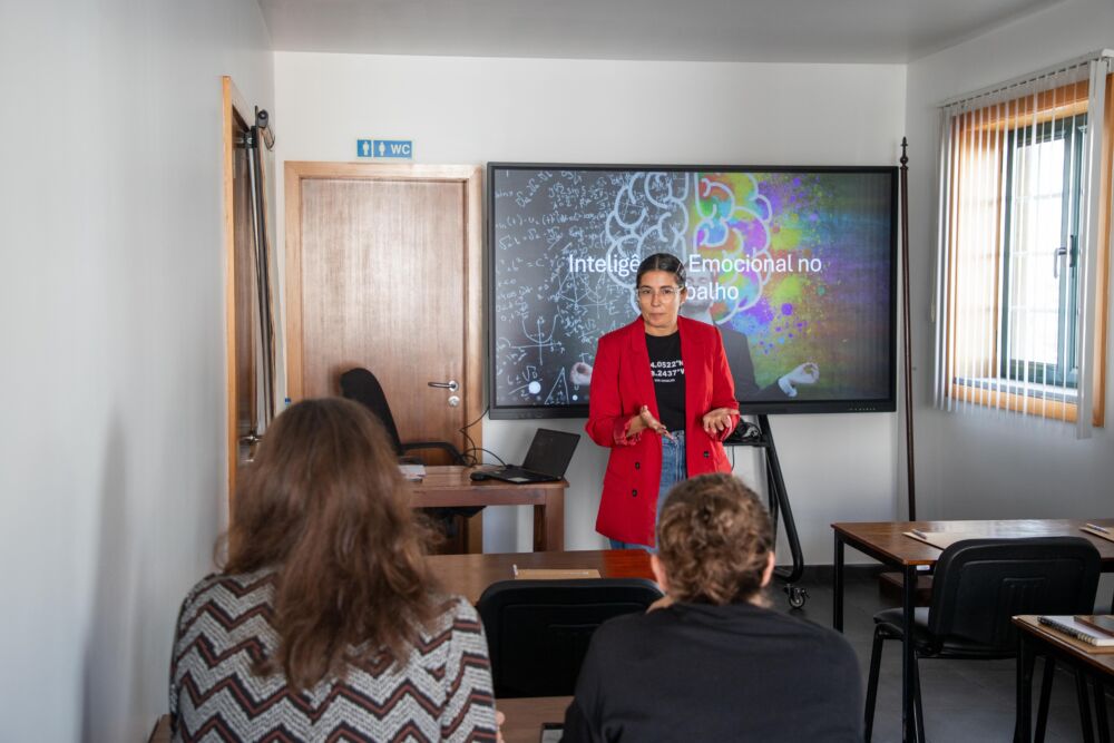 Município de Angra do Heroísmo promove Workshop de “Inteligência Emocional no Trabalho”