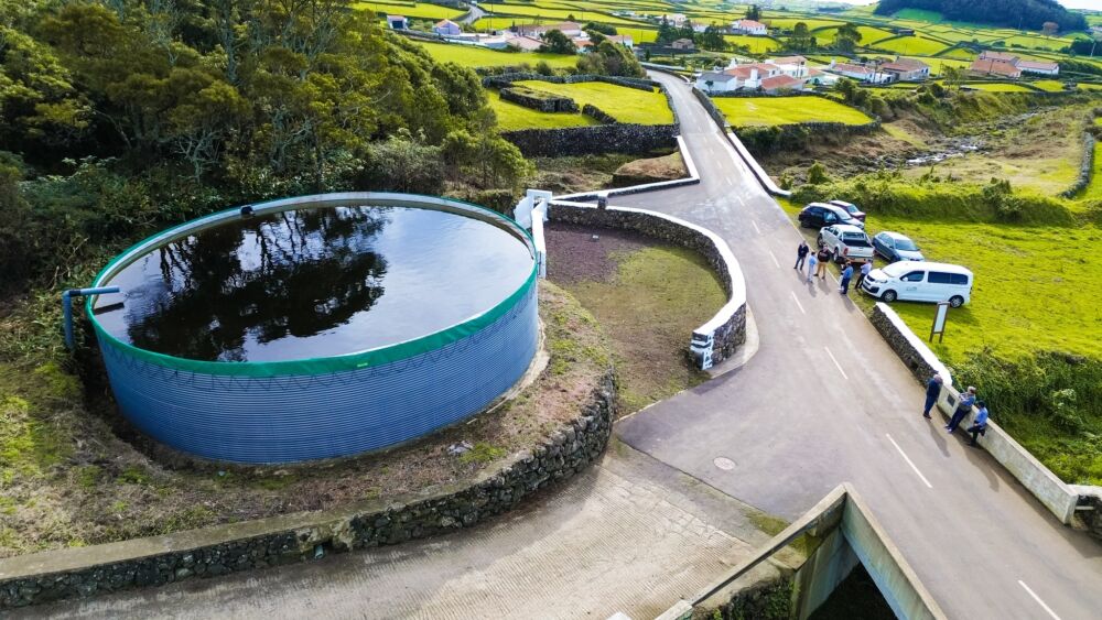 Inauguração de tanque de água para abastecimento à lavoura na freguesia de Santa Bárbara