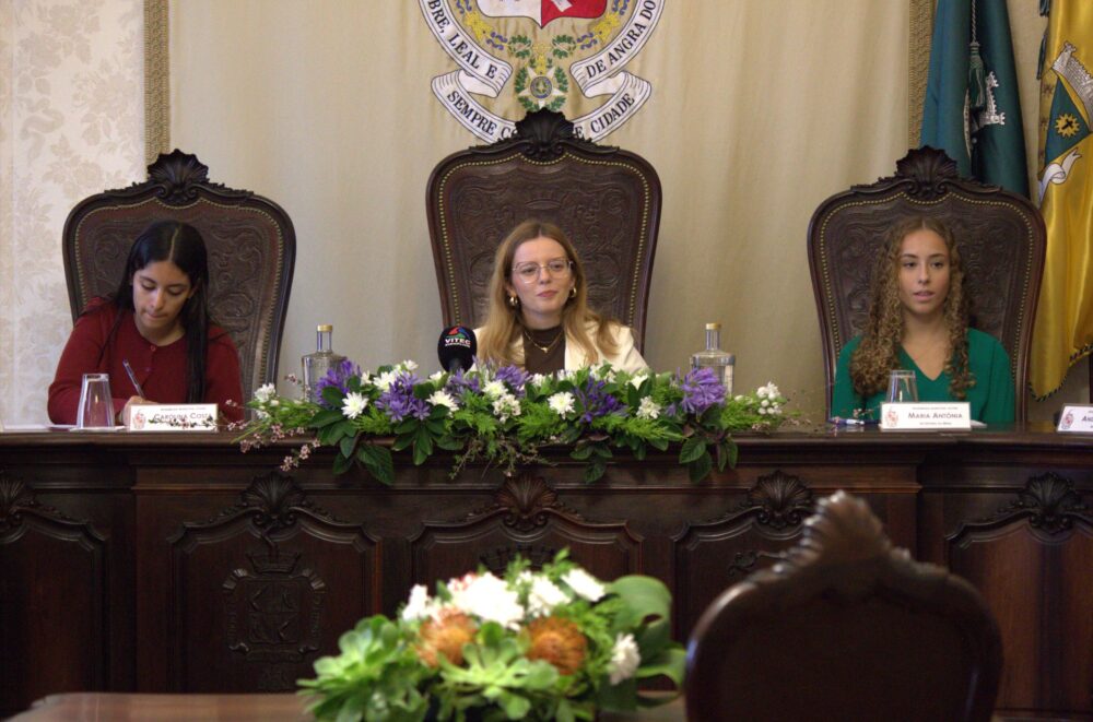 Assembleia Municipal Jovem debate sobre a utilização de telemóveis no contexto escolar