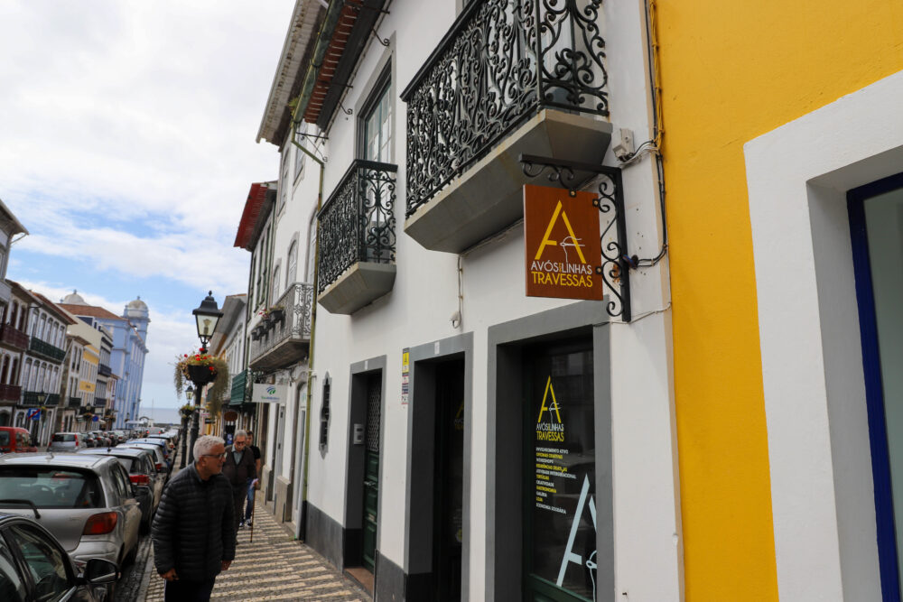 Projeto «Avós por Linhas e Travessas» inaugura novo espaço em Angra do Heroísmo