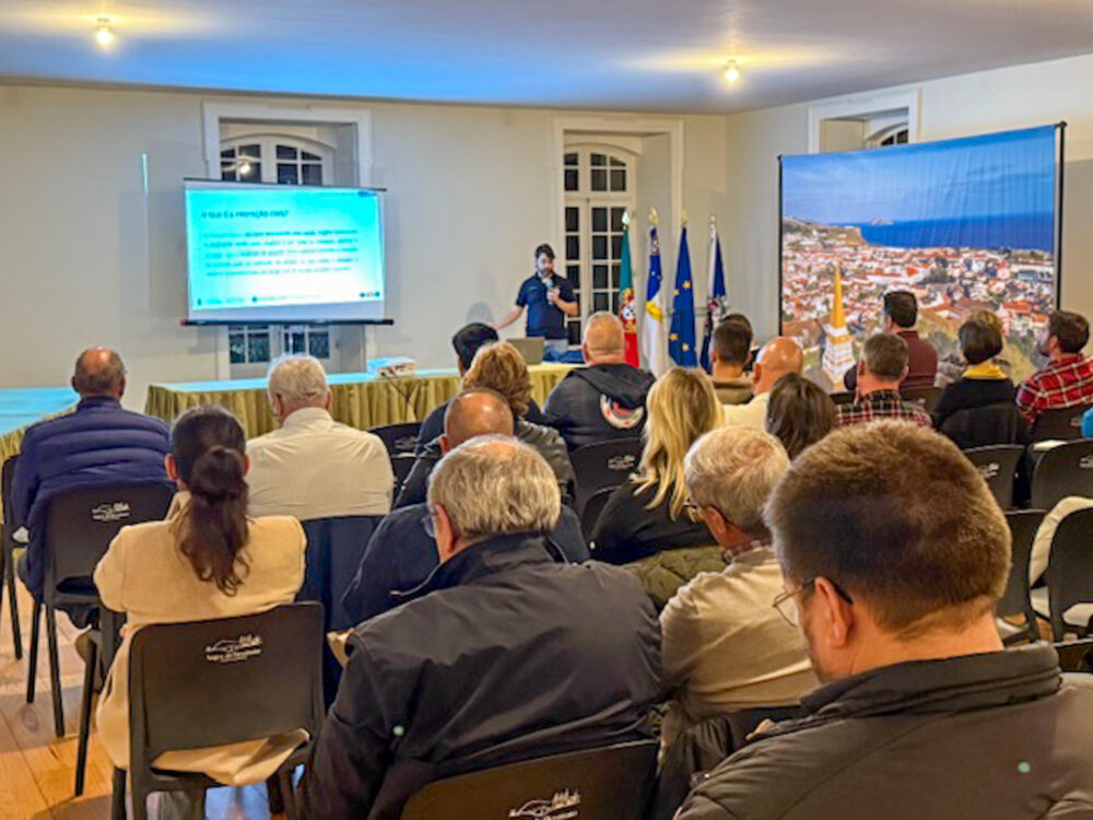 Sessão de esclarecimentos sobre Proteção Civil dirigida às Juntas de Freguesia da Terceira