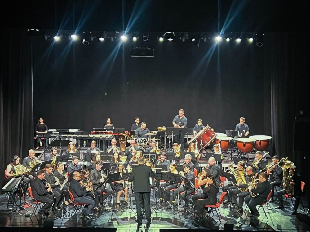 Grande Concerto do Primeiro de Dezembro da OSIT encheu o Teatro Angrense