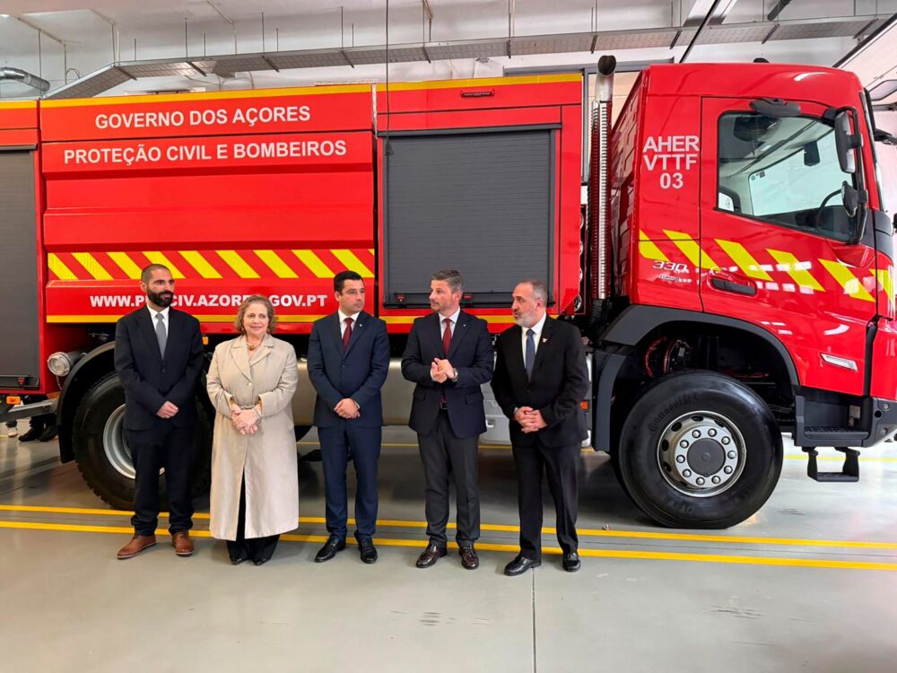 Bombeiros de Angra assinalam Dia da Padroeira