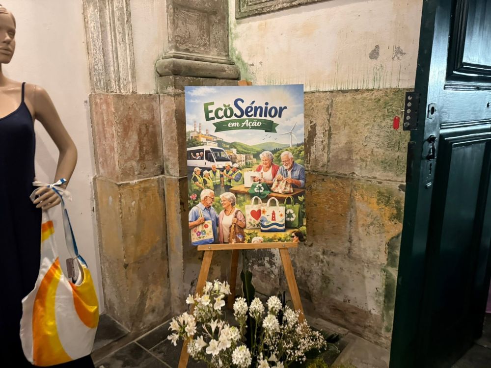 Angra do Heroísmo inaugura exposições dedicadas aos seniores nas Sanjoaninas 2026.