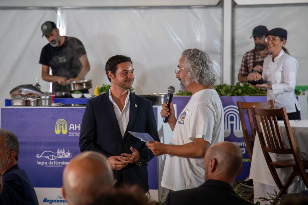 Angra do Heroísmo acolhe iniciativa “Restaurante ao Vivo”